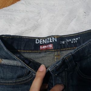 Levi's Bottoms - Boys Levi's Denizen jeans pants size 7 Levi's Bottoms - Boys Levi's Denizen jeans pants size 7